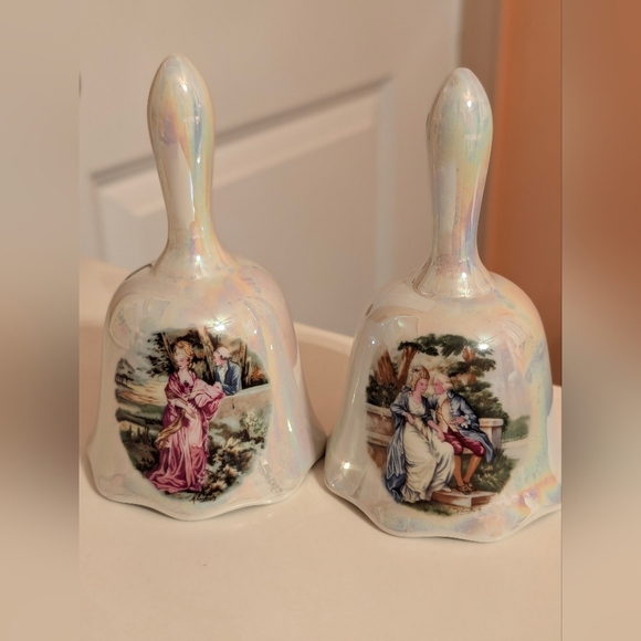 Source Unknown Other - Set of 2 Iridescent Lustre Bells Victorian Rococo Couples Pearlized